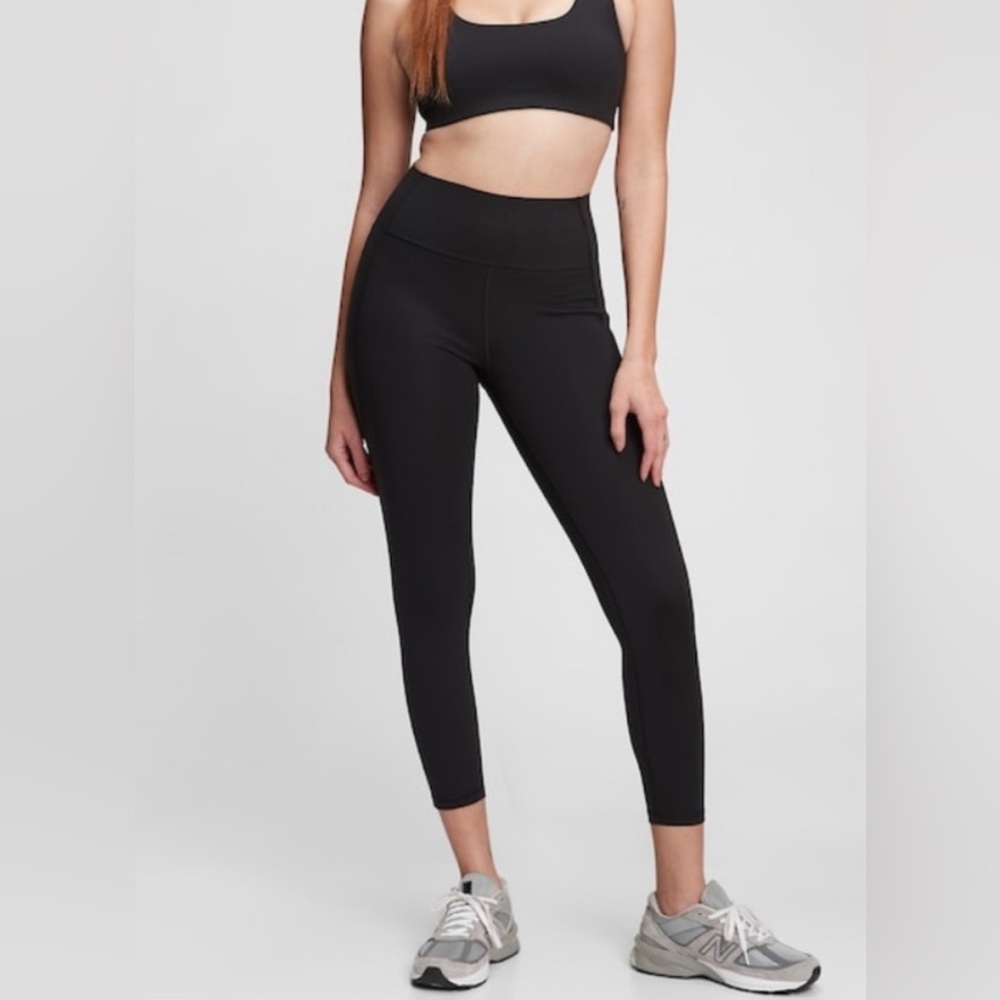 GAP Gspeed  Athletic Leggings NWT